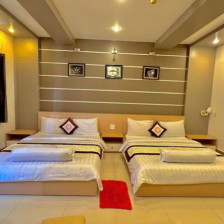 Phuc Hung Hotel Rach Gia Esterno foto