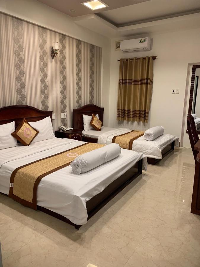 Phuc Hung Hotel Rach Gia Esterno foto