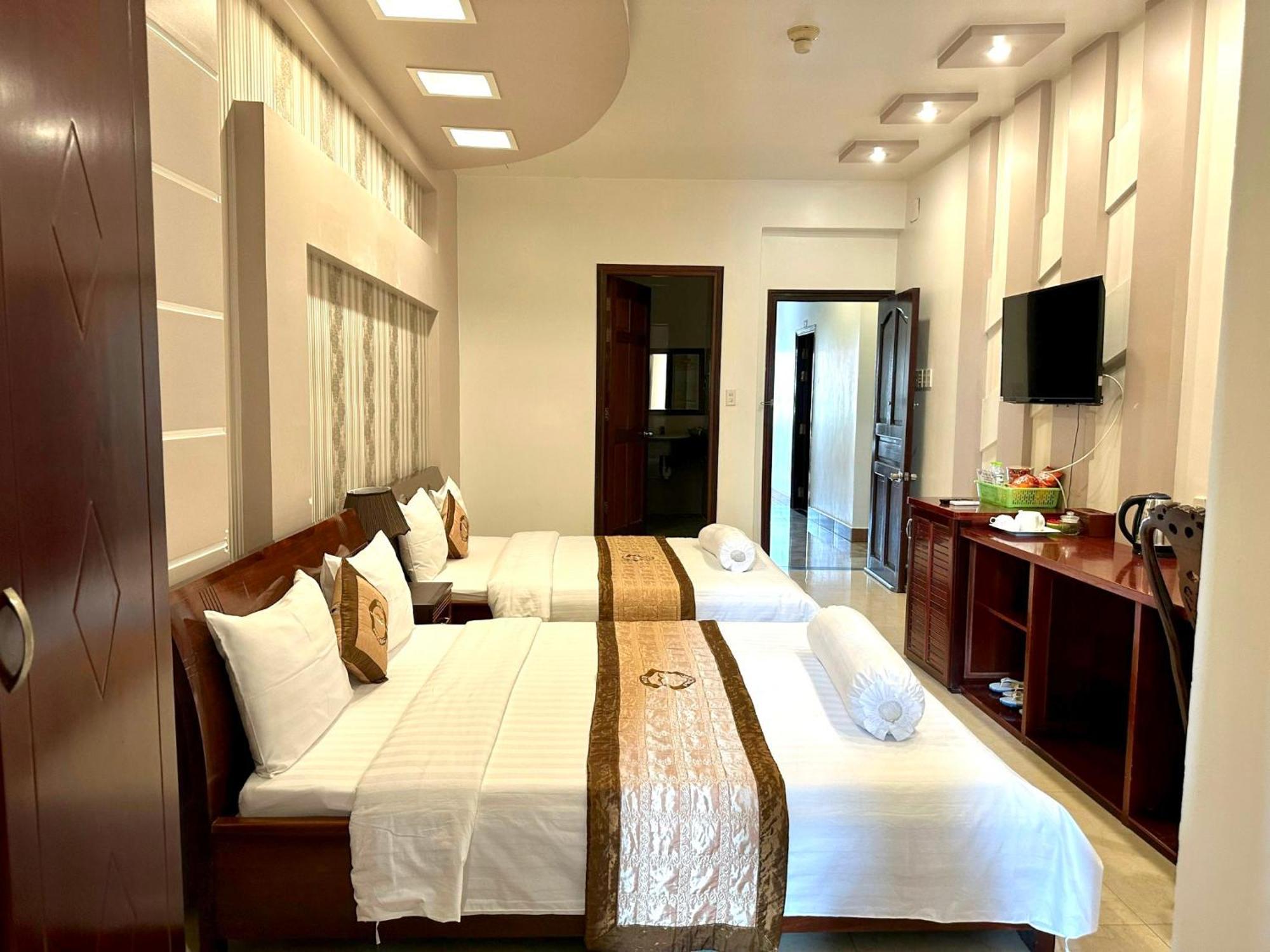 Phuc Hung Hotel Rach Gia Esterno foto