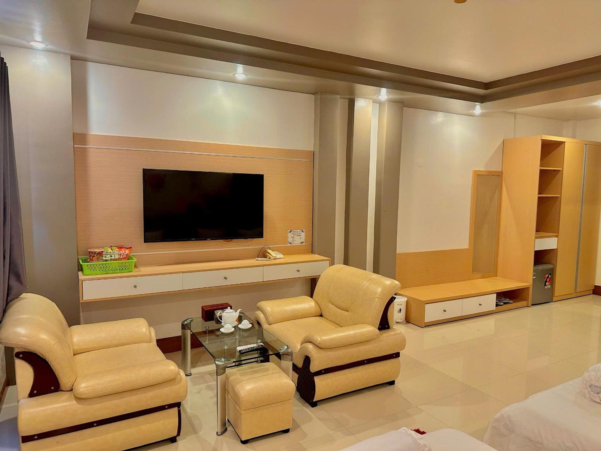 Phuc Hung Hotel Rach Gia Esterno foto