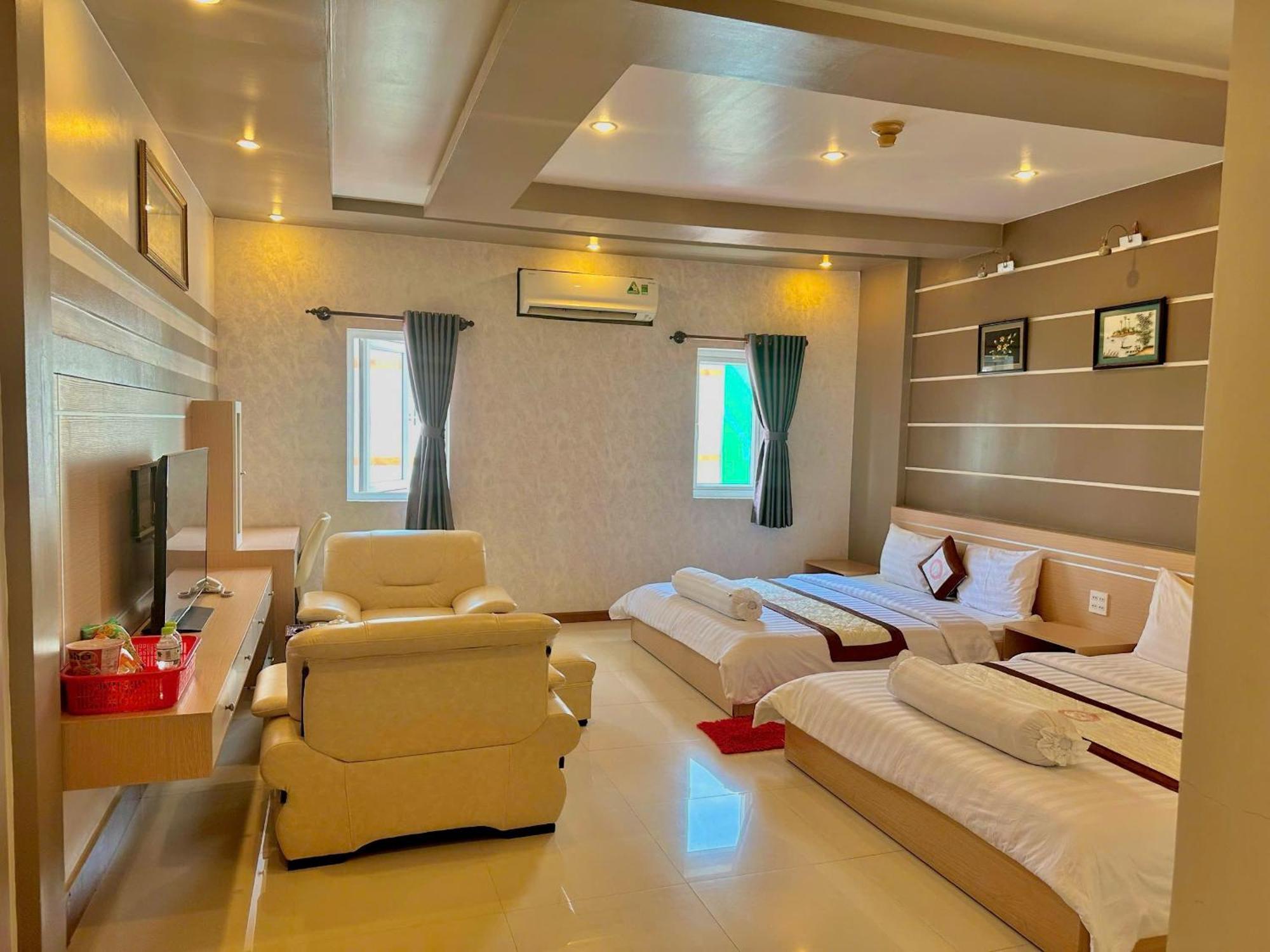 Phuc Hung Hotel Rach Gia Esterno foto